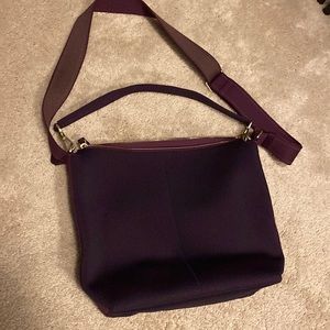 NIB Rothys Dark Aubergine Mini Zip Bucket